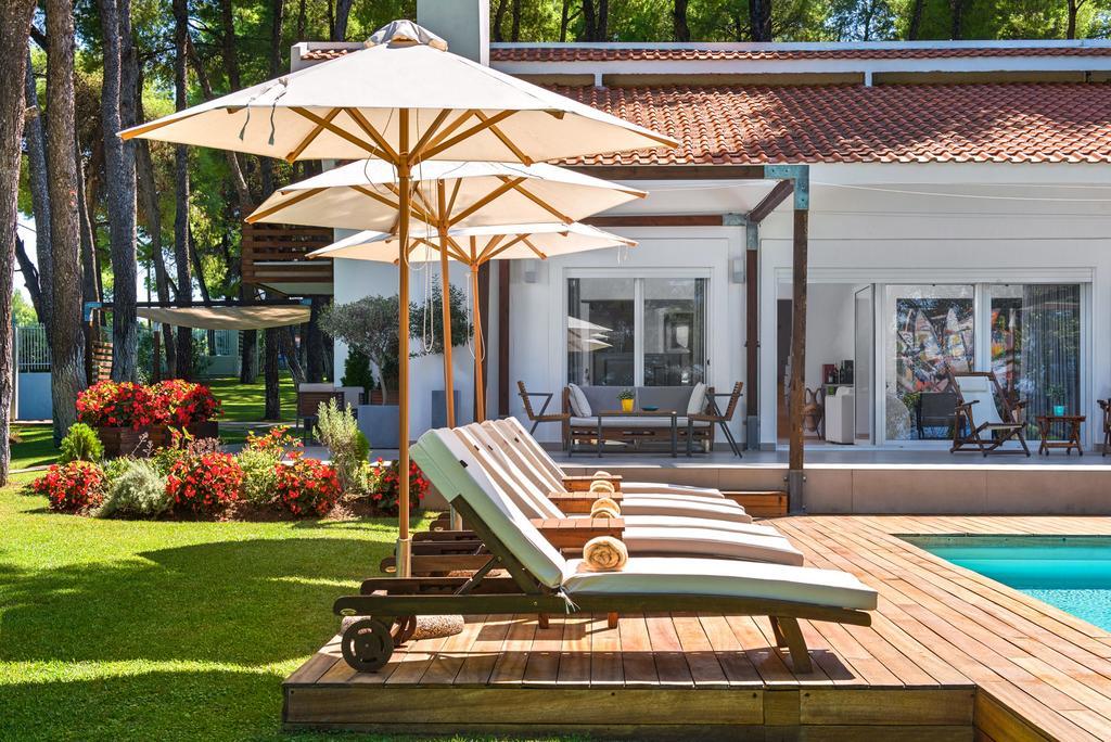 The White Villa At Sani Sani  Eksteriør billede